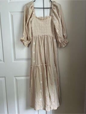 Cream / Apricot Flower Embroidered Appliqué Smocked Long Sleeve Midi Dress Large